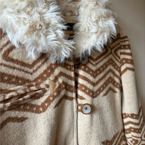 Montanaco Boho Jacket - Picture 5 of 11